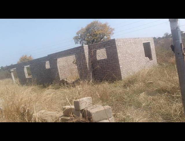 3 BEDROOM HOUSE FOR SALE IN MAKUMEKE